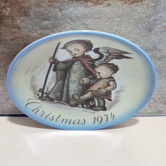 Schmid Hummel Christmas 1974 The Guardian Angel Decorative Wall Hanging Plate - Picture 3 of 11